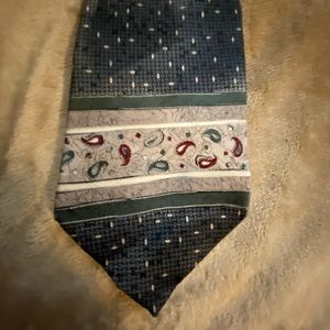 Unique Tie